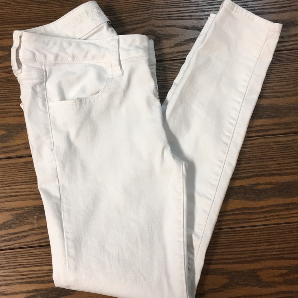 American Eagle Super Stretch White Jeggings